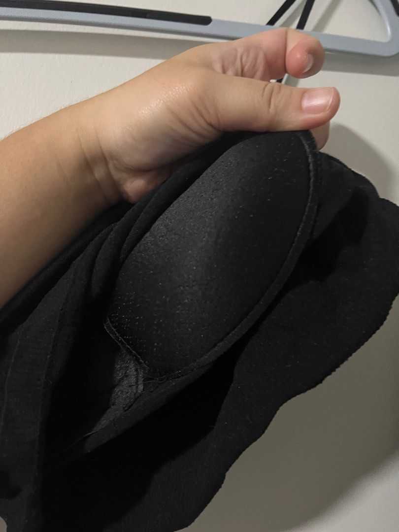 Black basic spag top (Category: Tops) located in Singapore. Submitted by sherr92 (Listing ID 1260415246, Image 2). Description: Spag black basic top Worn once only! Inner padding: see photo Ribbed material. Size: L-XL, stretchable No negos, yes trades.