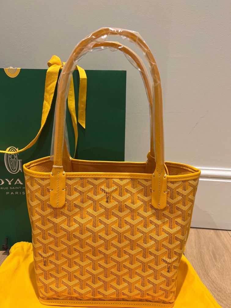 Anjou leather tote Goyard Yellow in Leather - 20400988