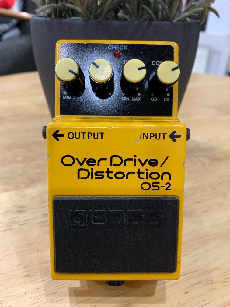 Music　Media,　Distortion　Hobbies　on　Instruments　Boss　Toys,　Musical　OverDrive　OS-2,　Carousell