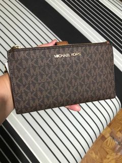 Michael Kors NWT Jet Set Travel 3/4 zip wallet - $74 New With Tags - From  Michael