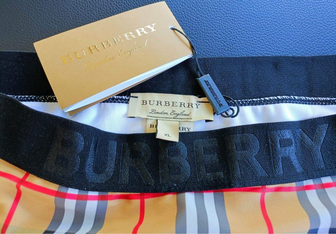 BURBERRY BIKINI (Category: Bikinis & Swimsuits) located in Lucena. Submitted by Quellysclosetlucena (Listing ID 1260473136, Image 2). Description: BRAND NEW WITH TAG AND POUCH .