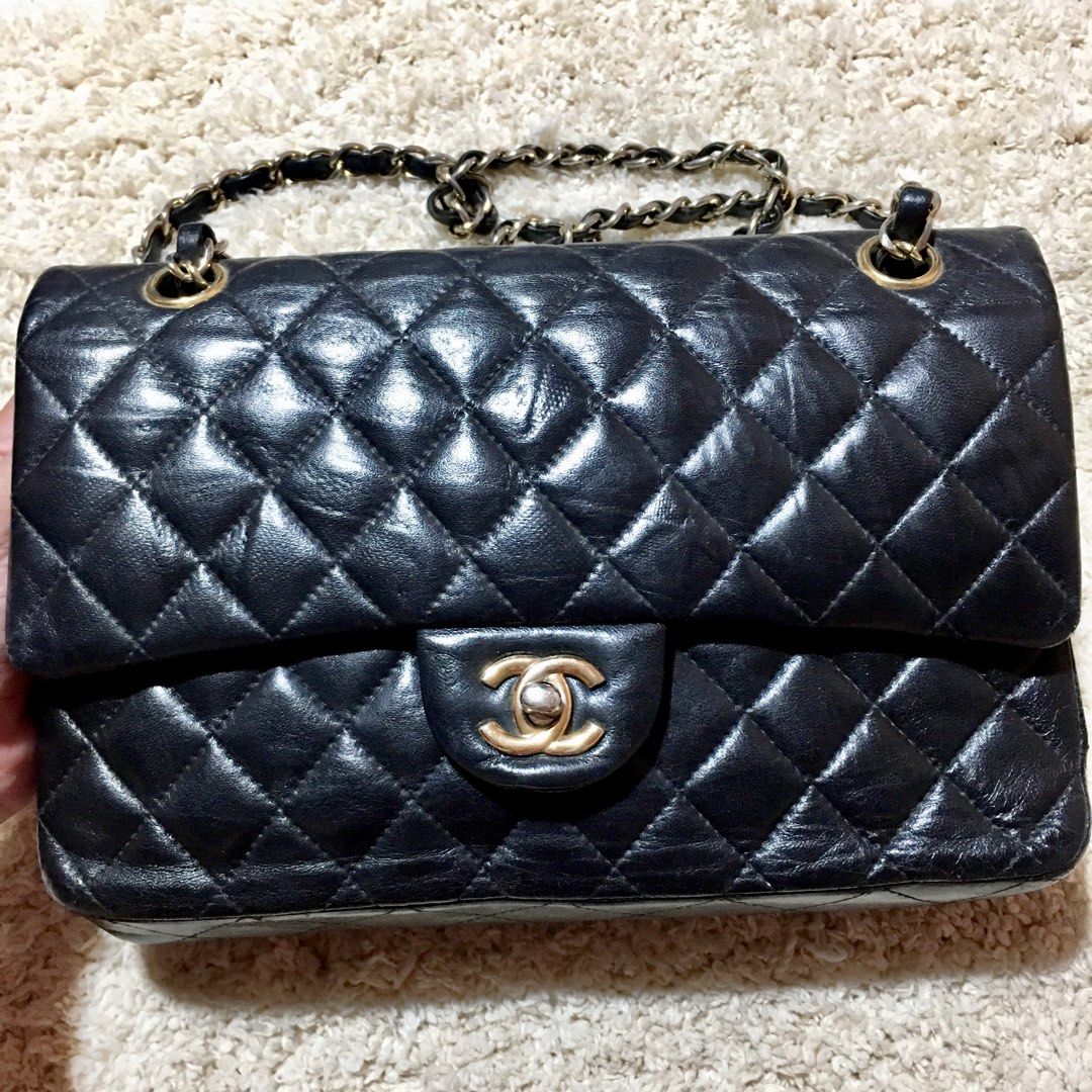 Chanel Classic double flap Bag- MEDIUM (Category: Luxury Bags & Wallets) located in Santiago. Submitted by javsprelovedstuffs (Listing ID 1260466030, Image 1). Description: Self authenticate- all details posted Exterior- very good cond Interior- needs restoration .