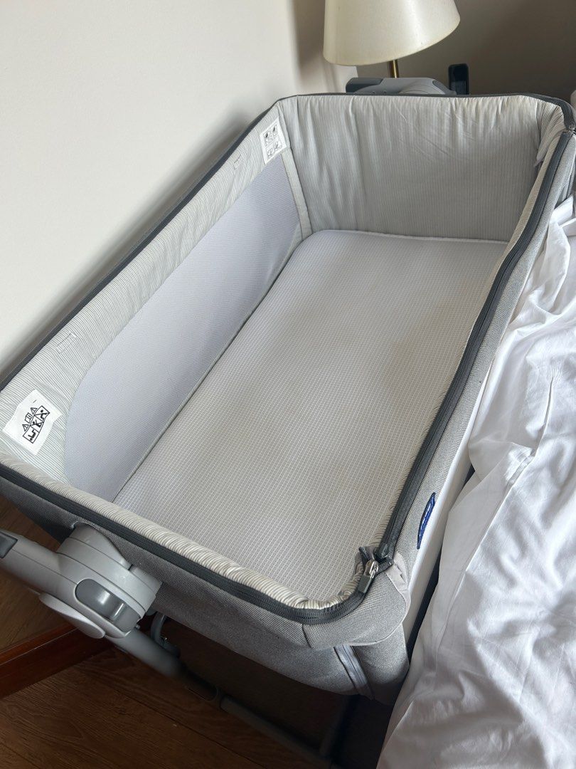 Chicco next2me magic cosleeping crib, Babies & Kids, Baby Nursery & Kids Furniture, Cots
