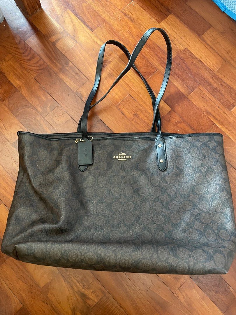 Coach big tote deals