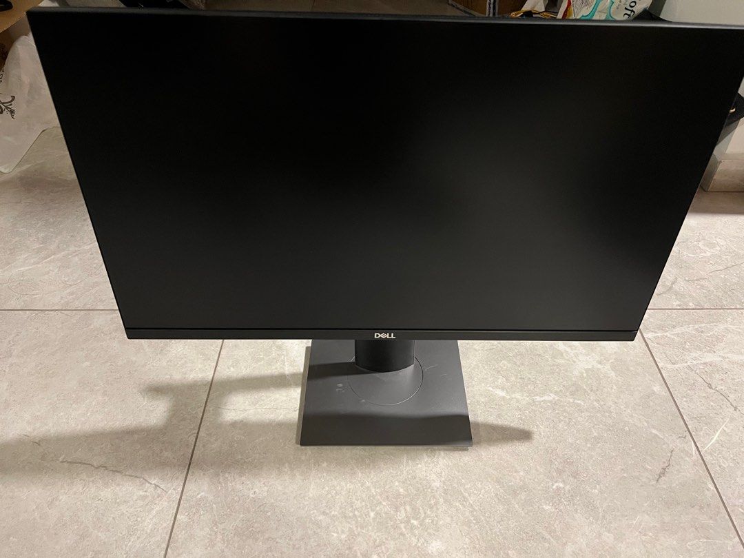 windows booting into black screen with loading cursor