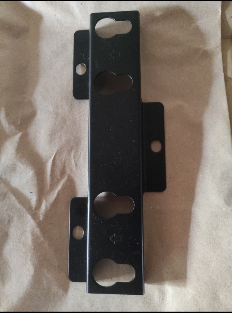 Devant Tv Wall Bracket 32', TV & Home Appliances, TV & Entertainment