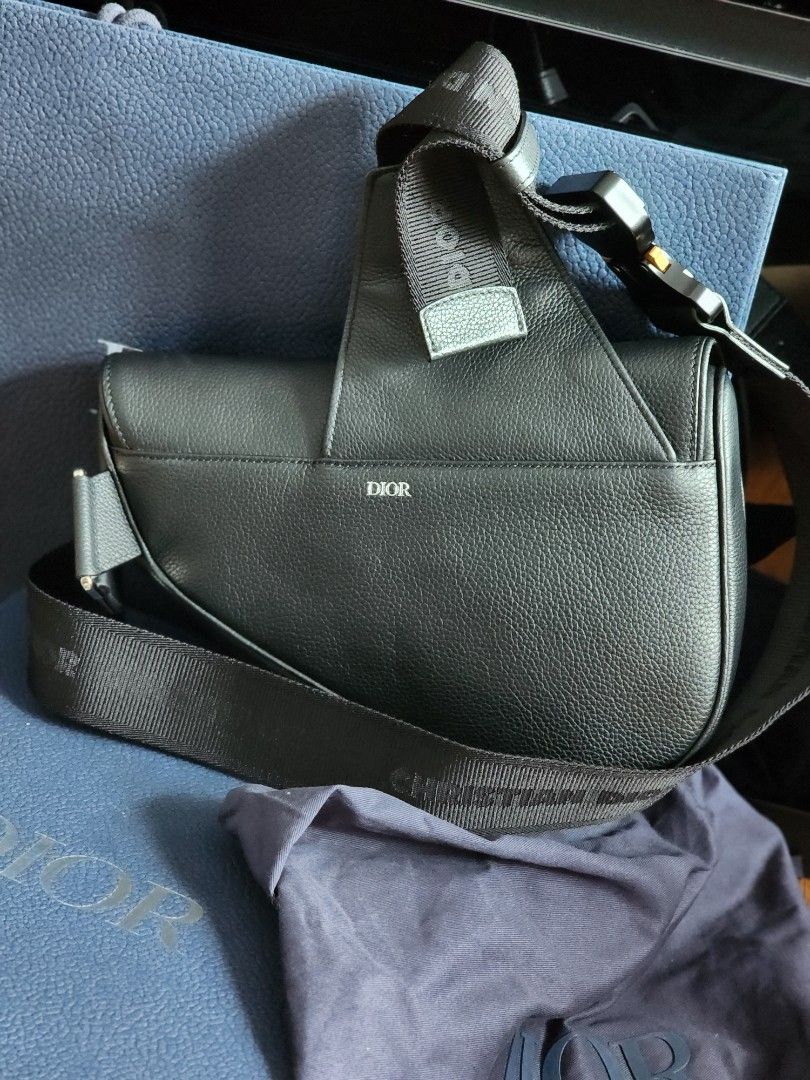 Dior Men Black #DiorOblique Saddle Bag - BAGAHOLICBOY