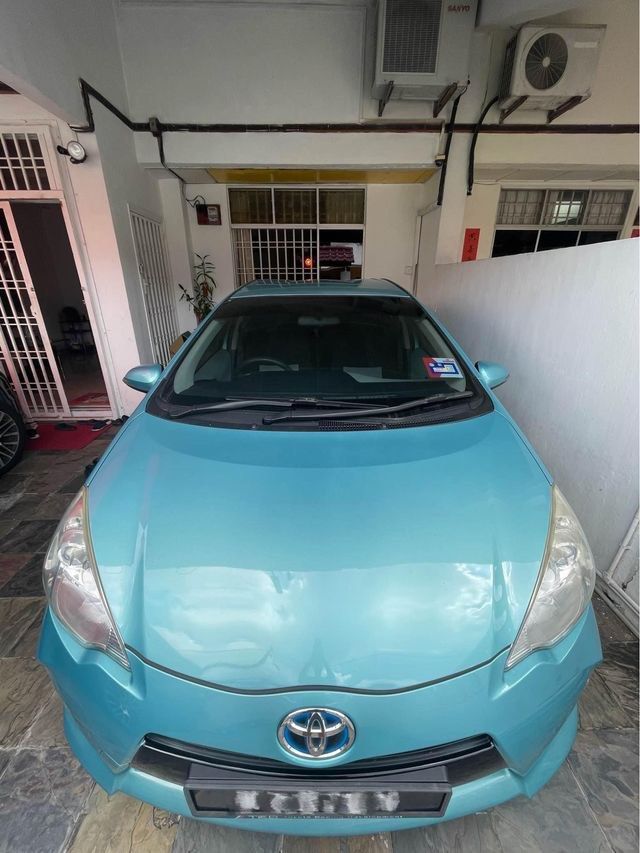 Direct Owner Toyota Prius C, Cars, Cars for Sale on Carousell
