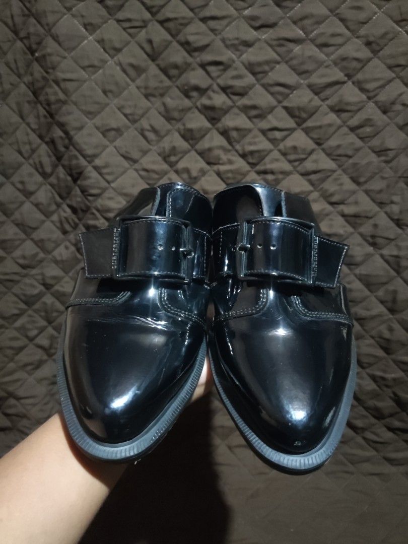 Dr martens nyro patent store