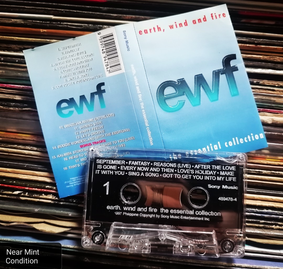 Earth Wind and Fire The Essential Collection Cassette Tape Original