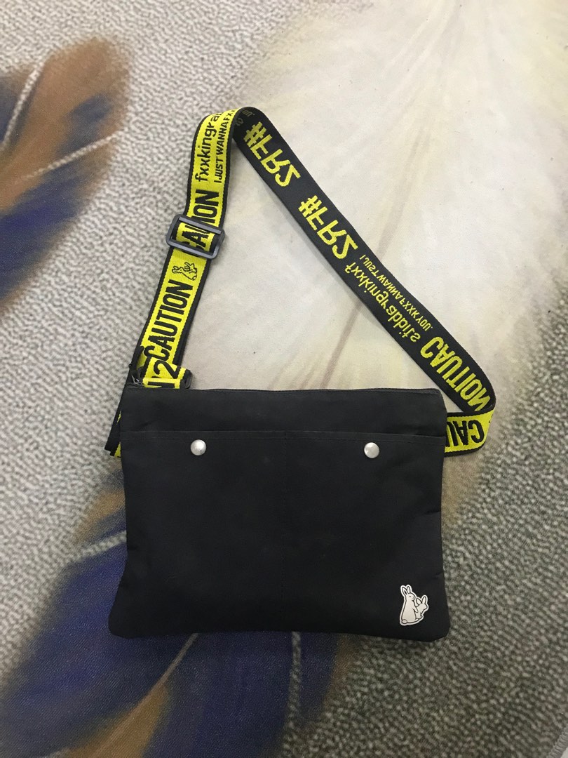 FR2 sling bag Men s Fashion Bags Sling Bags on Carousell