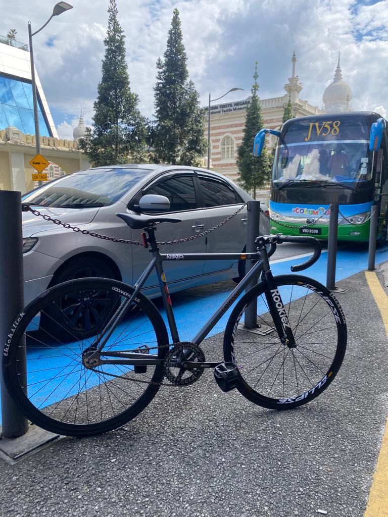 colossi cheeko frame