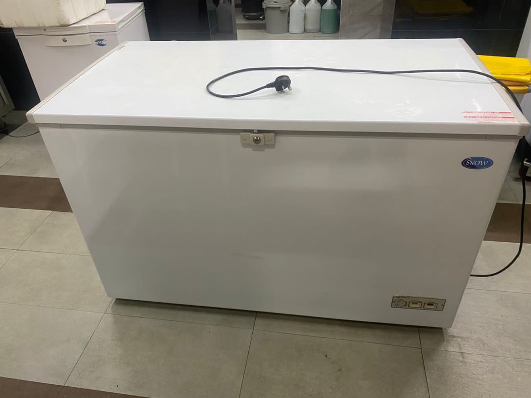 FREEZER 450L TO SELL, TV & Home Appliances, Kitchen Appliances, Refrigerators & Freezers on