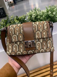Furla Charlotte