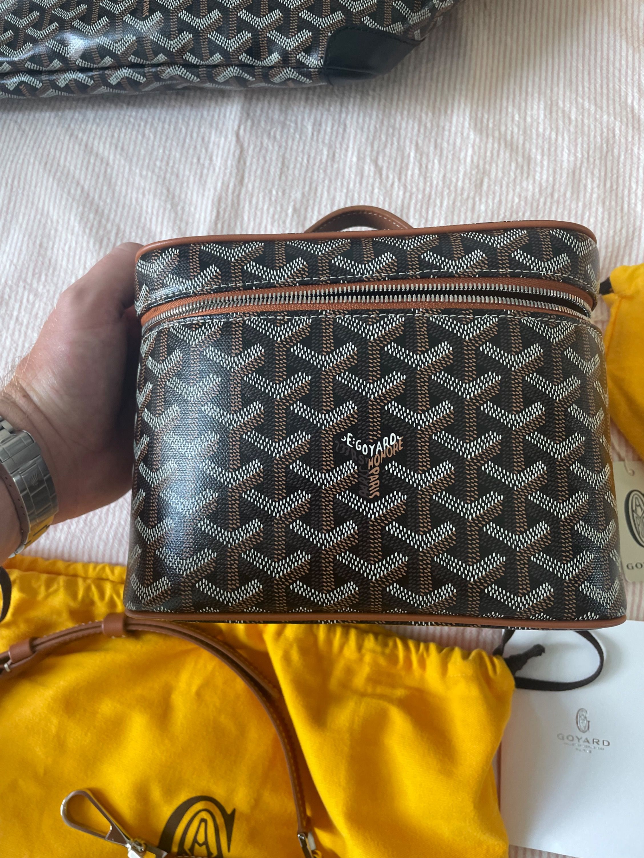 Goyard Saigon PM Black / Phw, Luxury, Bags & Wallets on Carousell