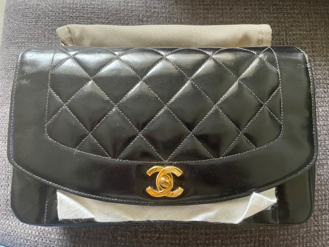 Chanel hotsell medium diana