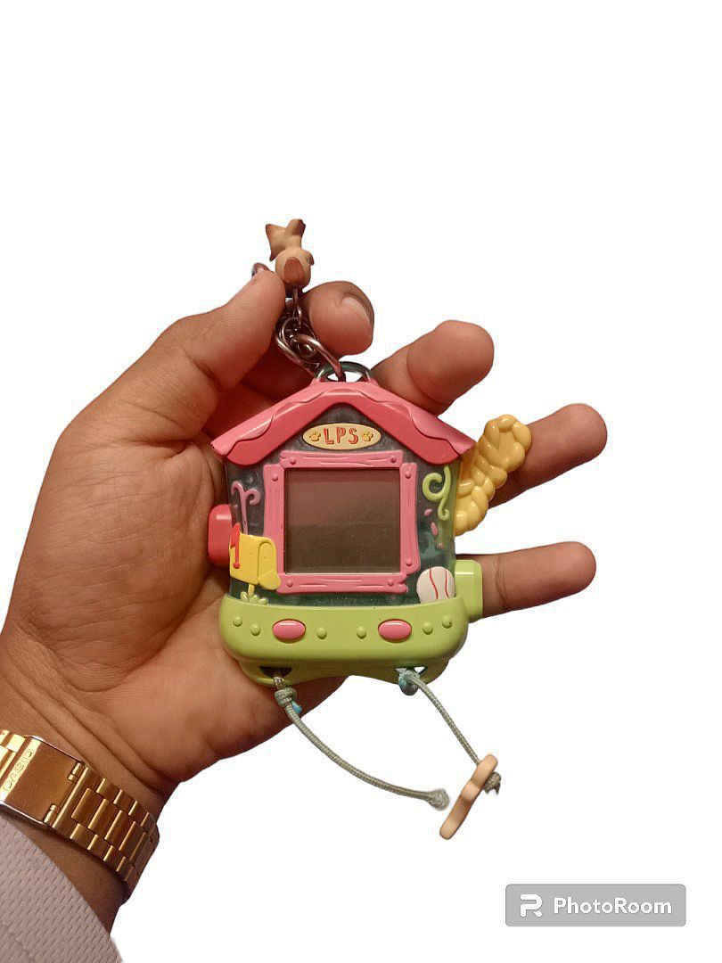 Hasbro Littlest Pet Shop Tamagotchi, Hobbies & Toys, Toys & Games on