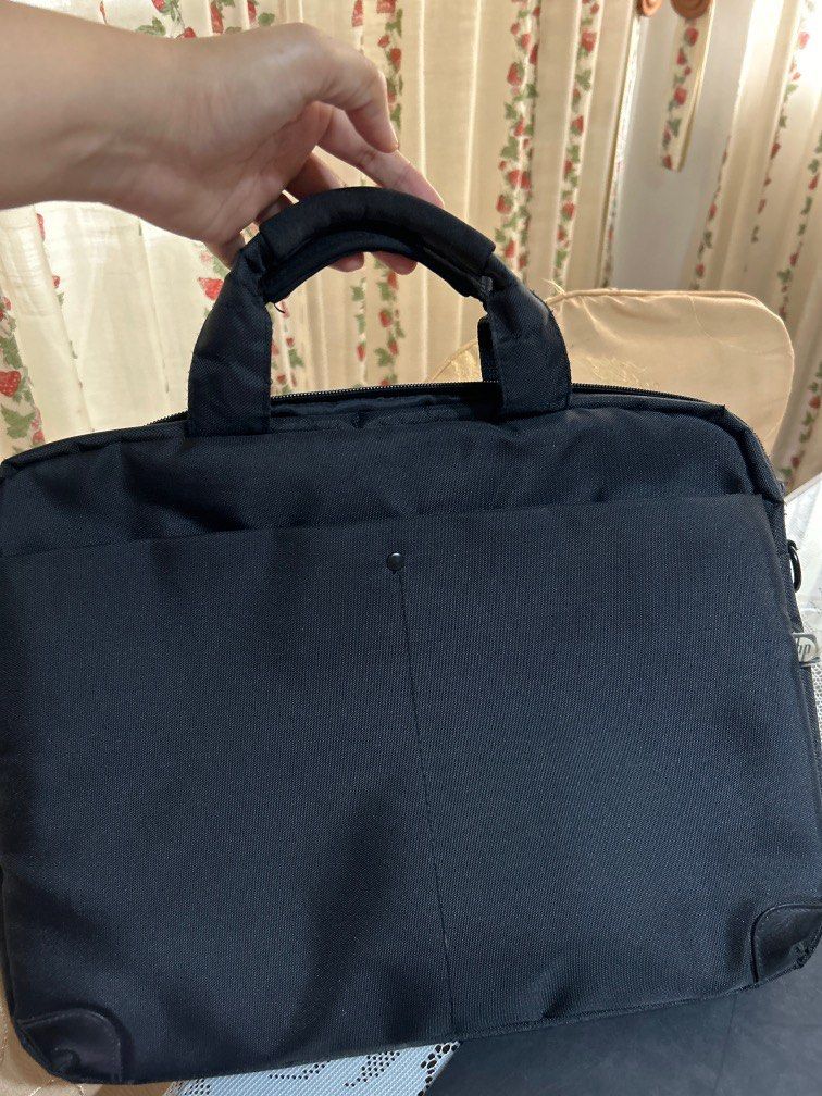 HP Laptop bag (Category: Laptop Bags & Sleeves) located in Antipolo. Submitted by sirifleur (Listing ID 1260327633, Image 1). Description: .