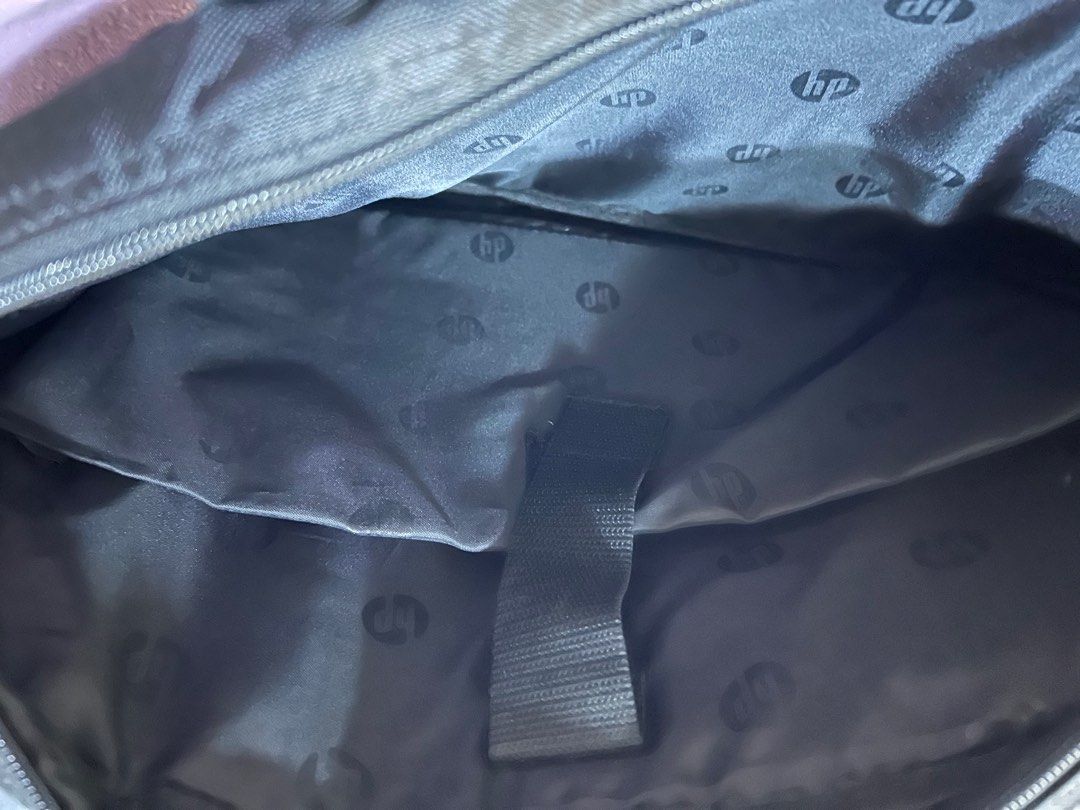 HP Laptop bag (Category: Laptop Bags & Sleeves) located in Antipolo. Submitted by sirifleur (Listing ID 1260327633, Image 2). Description: .