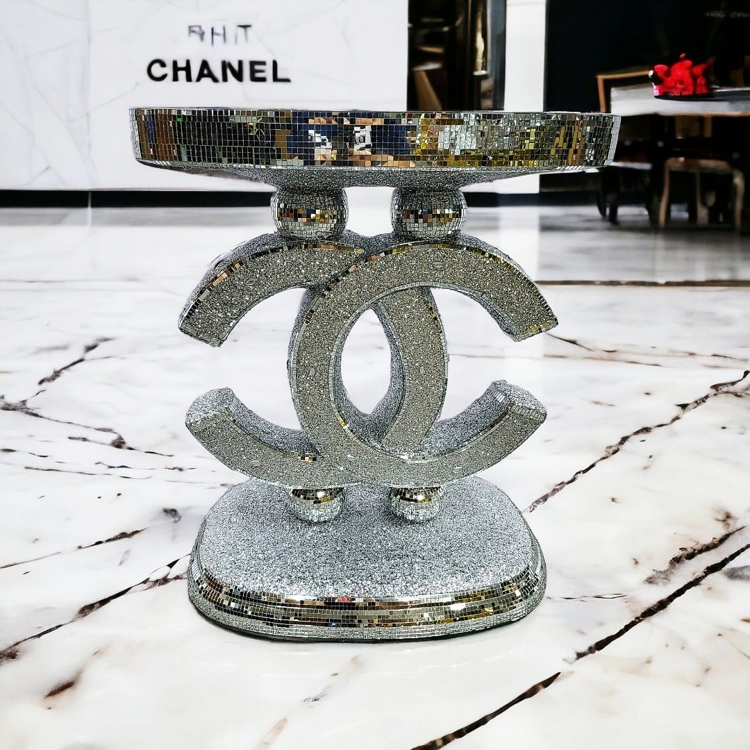 Cc shop console table