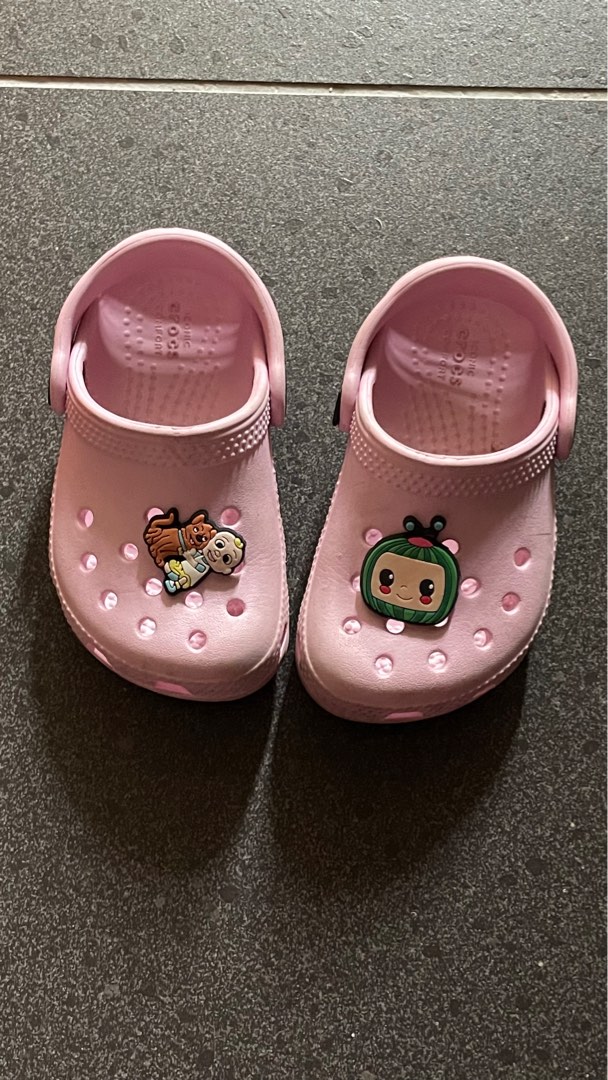 Newborn crocs shop