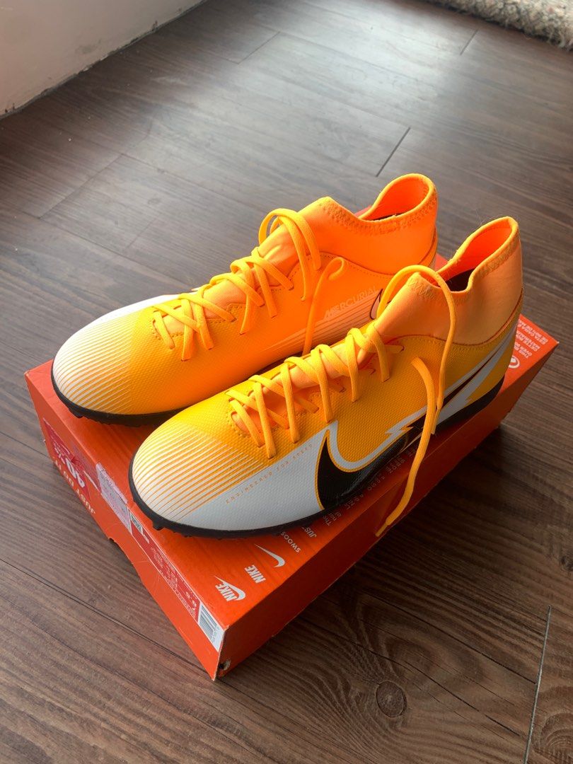 Kasut futsal cheap nike mercurial superfly