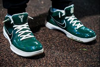 (Category: ) located in . Submitted by sidekick_sneakers (Listing ID 1260365822, Image 1). Description: .