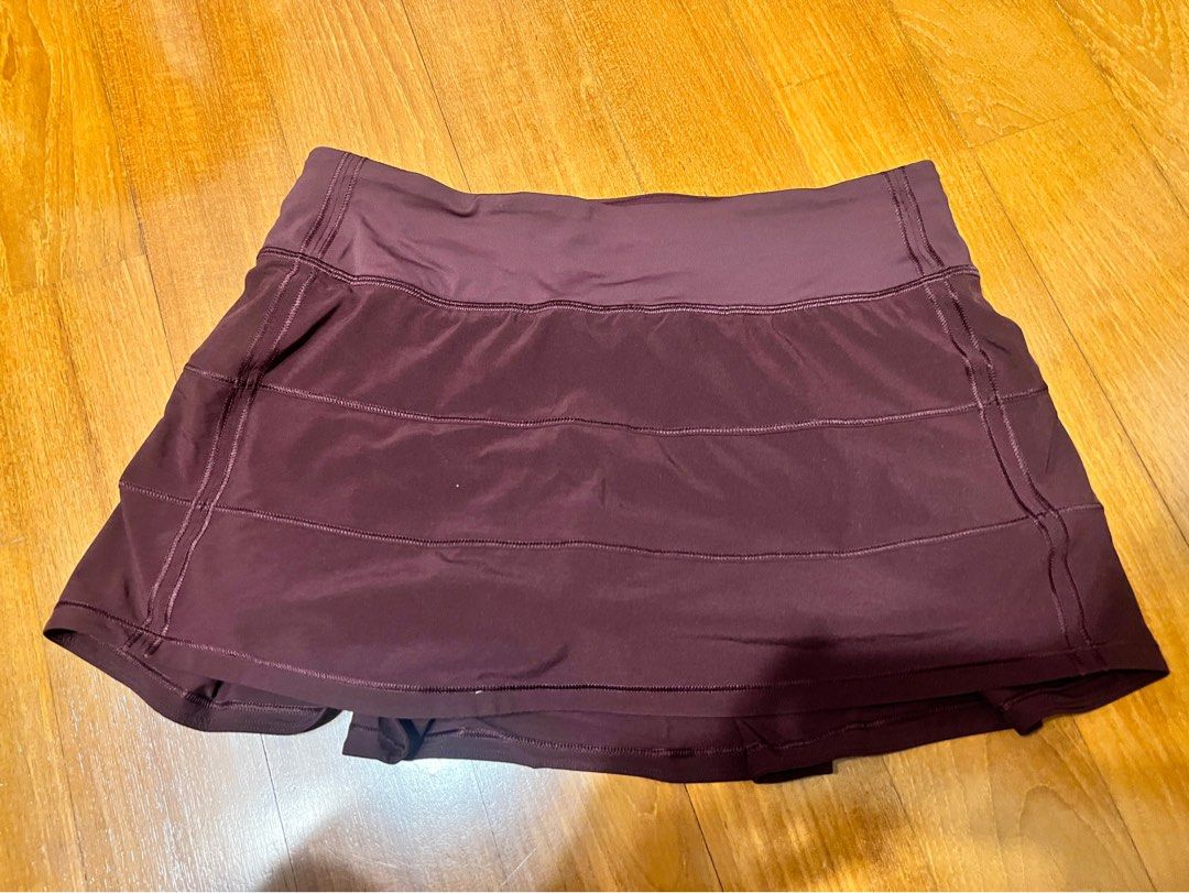 Light new Lululemon size 6 maroon pace rival tennis skirt