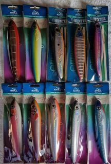 LOT OF 10PCS ATOLL TOP WATER FISHING LURES. BRAND NEW IN ORIGINAL PACKAGING.
