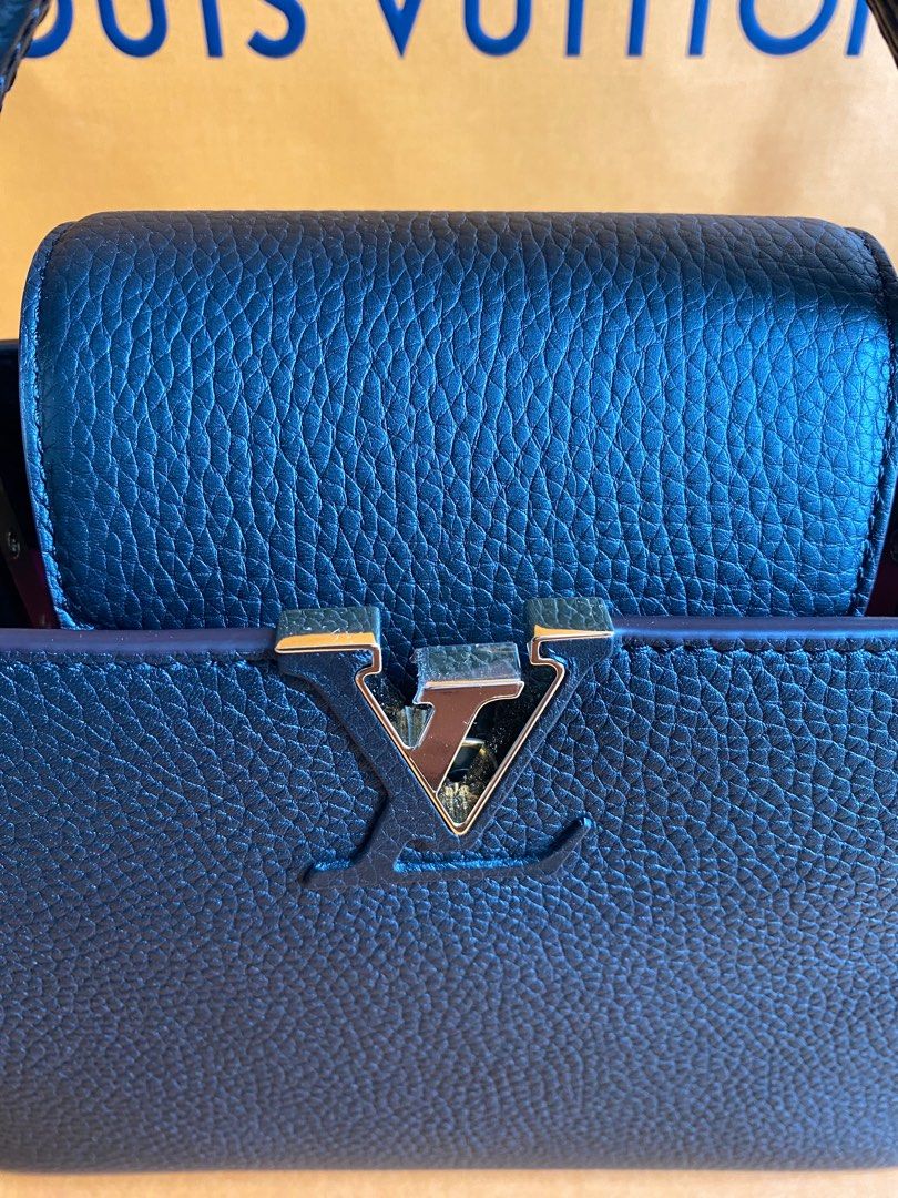 LOUIS VUITTON Taurillon Capucines BB Black General Blue 1303377