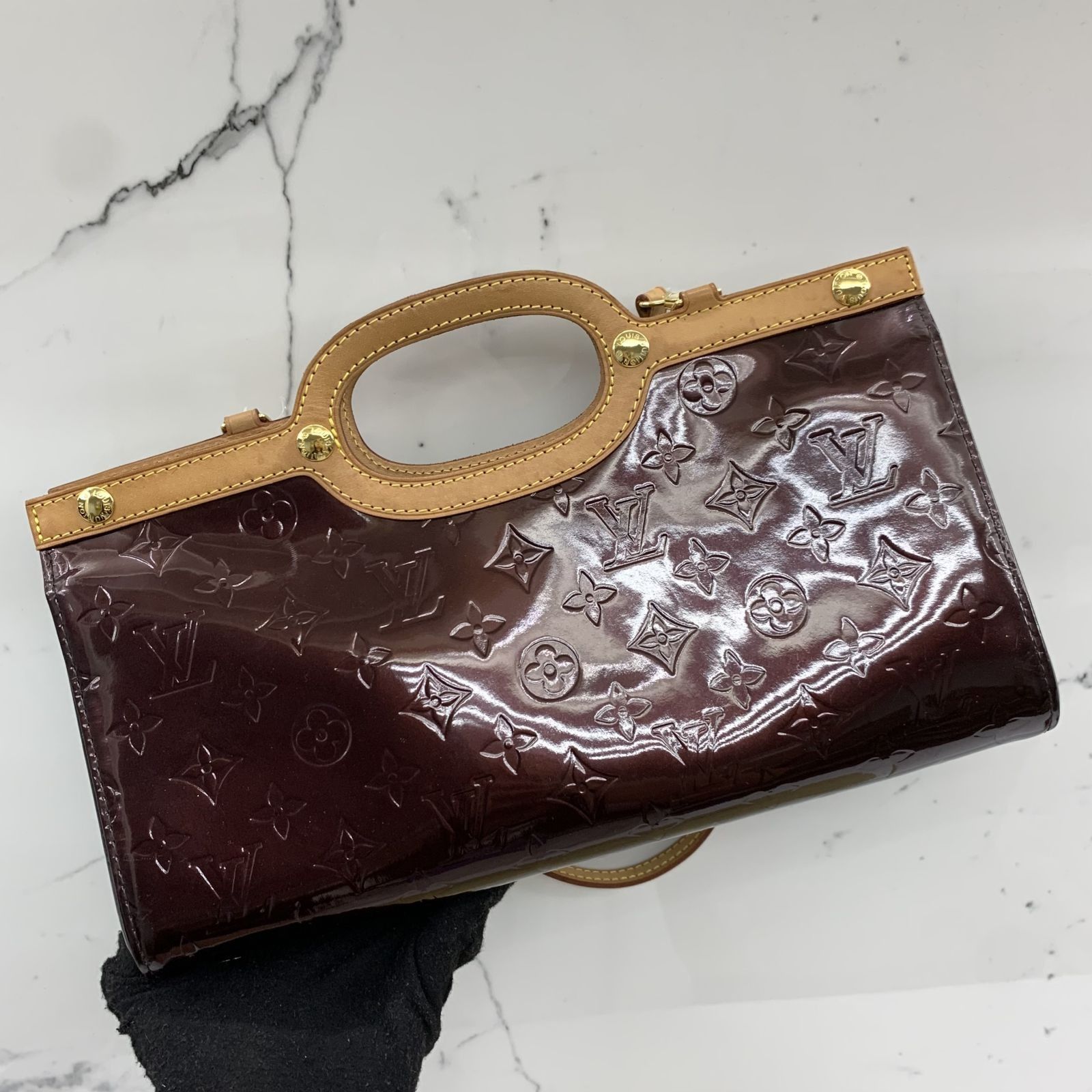 Louis Vuitton VIOLET VERNIS LEATHER and VACHETTA LEATHER ROXBURY