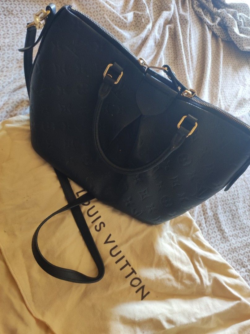 LV on the go Black Empreinte used japansource, Women's Fashion, Bags &  Wallets, Tote Bags on Carousell