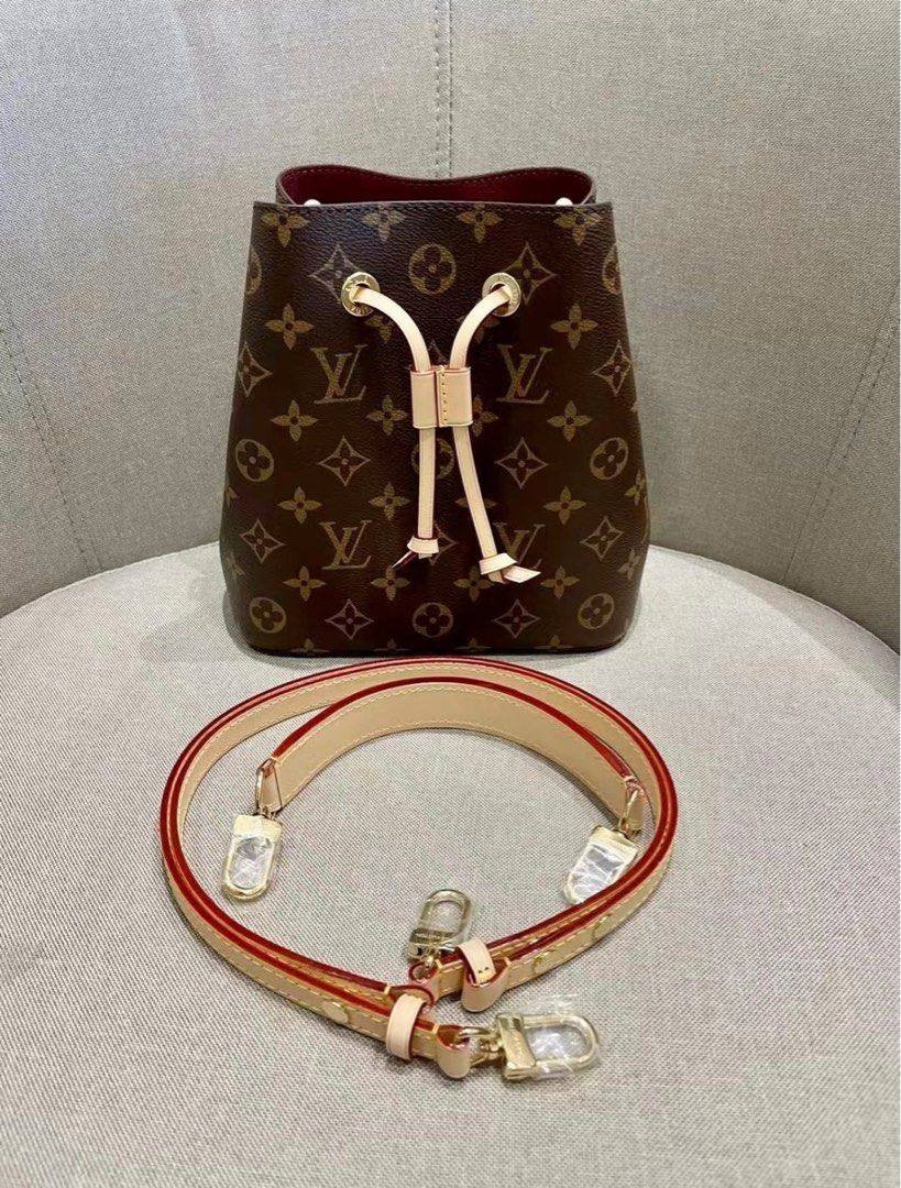 🛍️GREAT DEAL🛍️ AUTHENTIC LV NEONOE, Women's Fashion, Bags & Wallets,  Shoulder Bags on Carousell