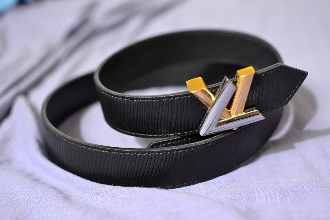 Louis Vuitton Twist leather belt Black ref.288435 - Joli Closet