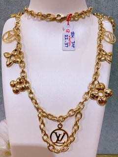 Louis Vuitton Blooming Supple Necklace for Sale in Las Vegas, NV