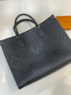 Shop Louis Vuitton PETIT SAC PLAT 2023-24FW Unisex A4 Leather Logo