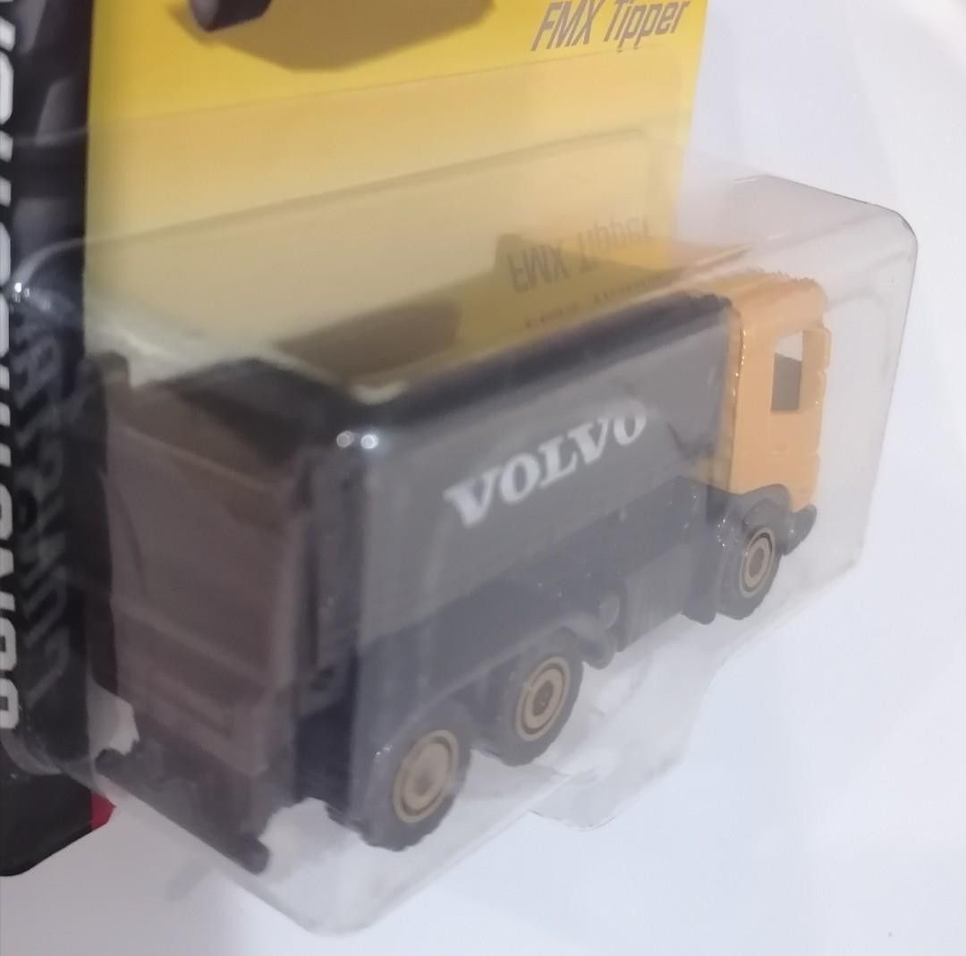 Volvo Truck FMX Skip Yellow color Construction series Majorette Scale 1:87