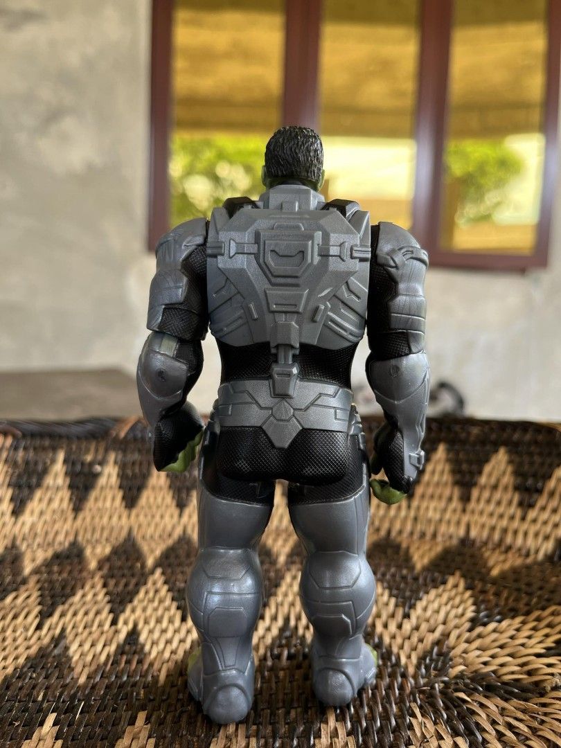 Marvel Select Endgame Hulk (Category: Figurines & Statues) located in Makati City. Submitted by nerokuletz07 (Listing ID 1260457894, Image 2). Description: .