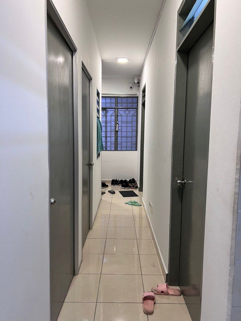 Mentari Court Bilik Medium, Property, Rentals on Carousell