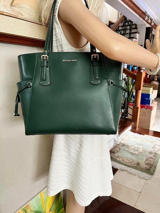 Michael Kors Voyager Large Front Pocket Tote Bag Saffiano Leather Racing  Green