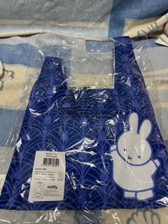 （分類：）位於 。 由 lweona 提交（商品編號 1260433237，圖片 1）。簡介： 。