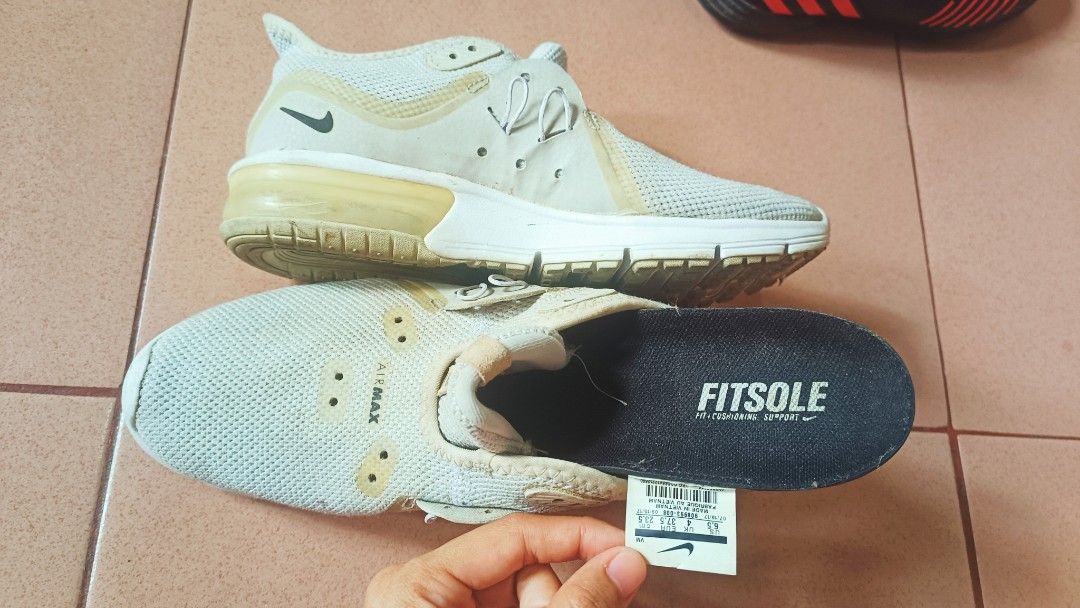 Nike air Max 6.5 fits upto 7 Women s Fashion Footwear Sneakers