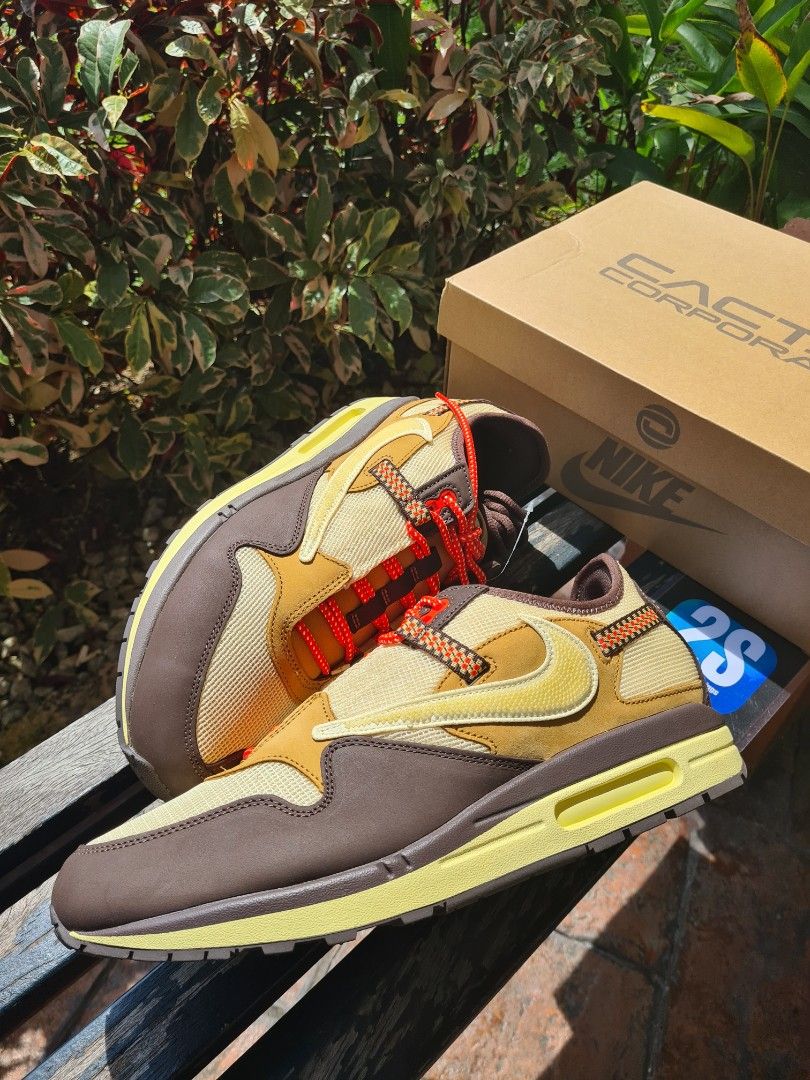 travis scott nike air cap