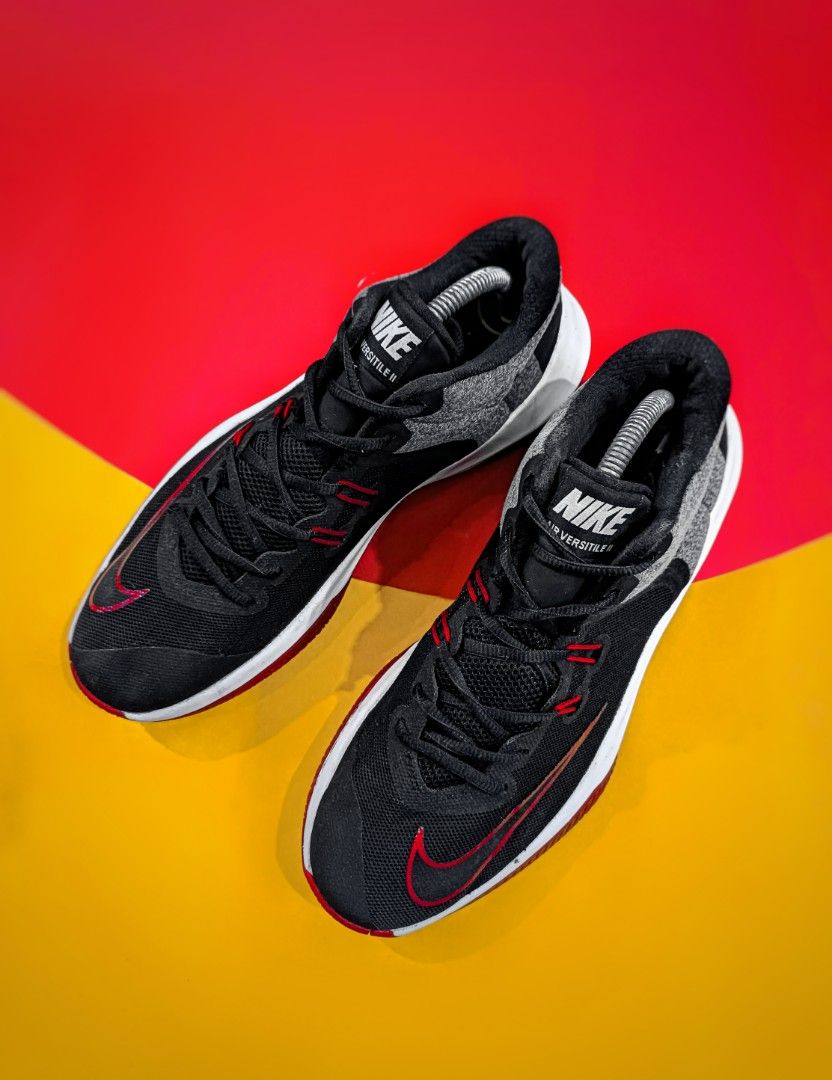 Nike Air Versitile 2 Men s Fashion Footwear Sneakers on Carousell