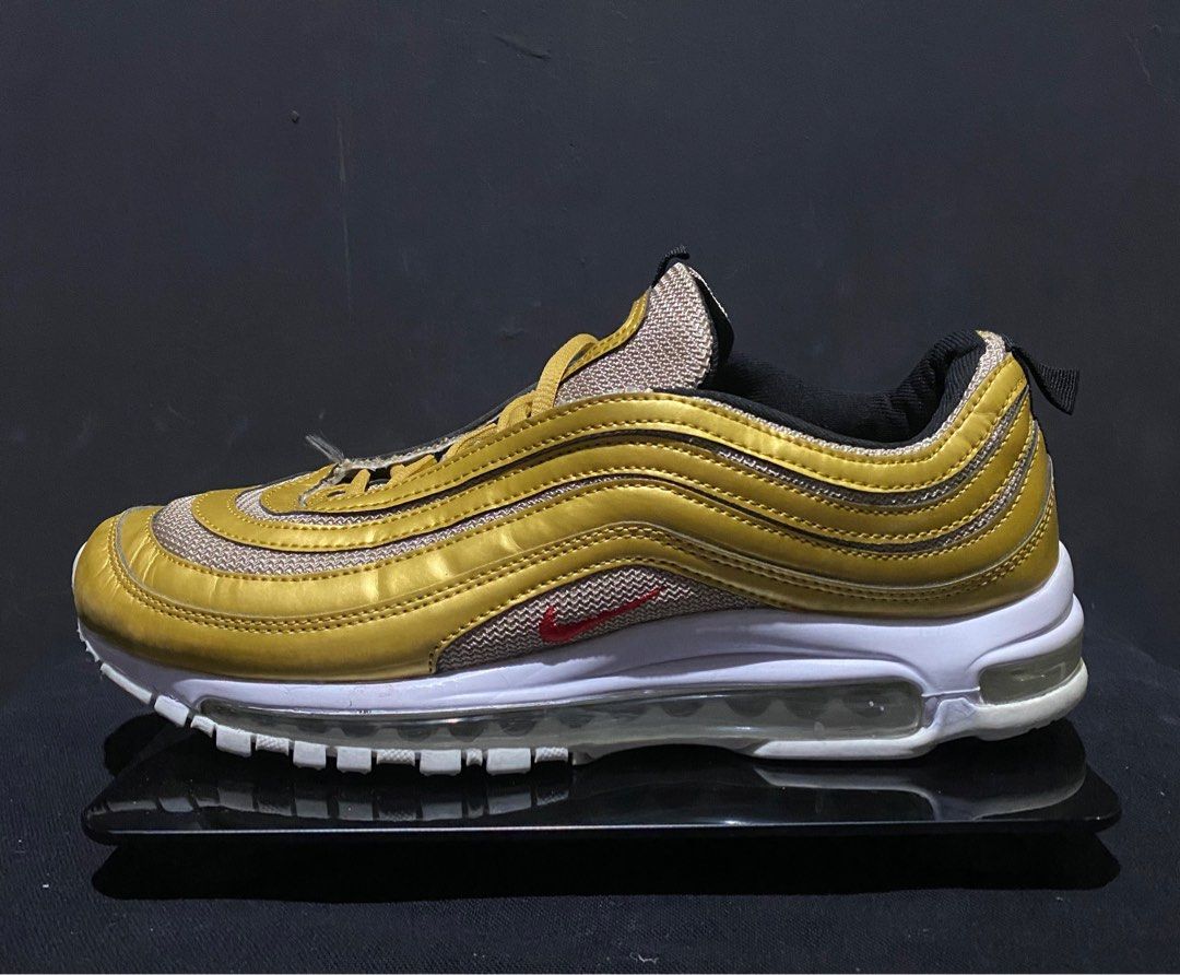 Nike Shoe 305 97 Air Max Nike Airmax 97 Gold, Fesyen Pria, Sepatu