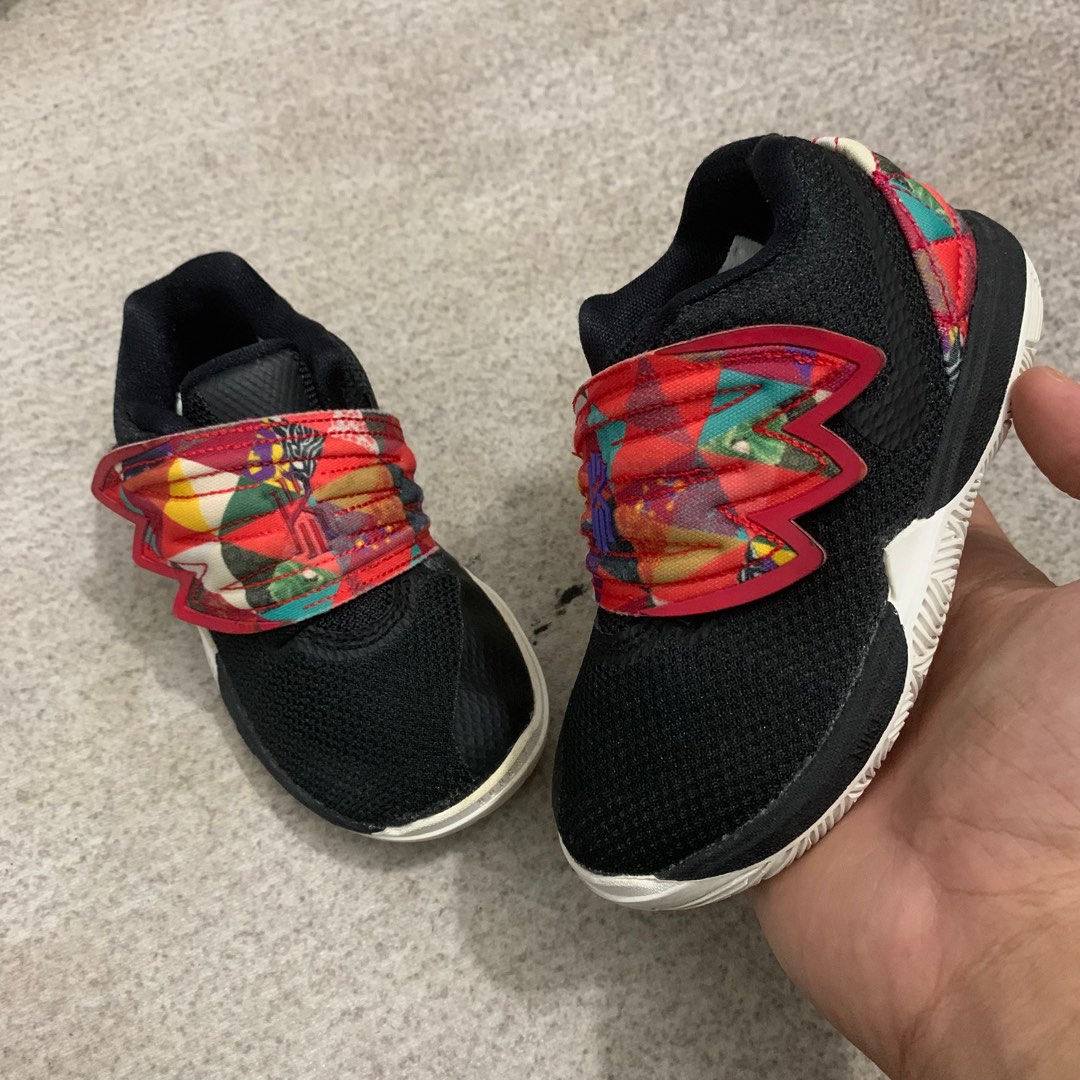 Nike kyrie toddler shoes deals