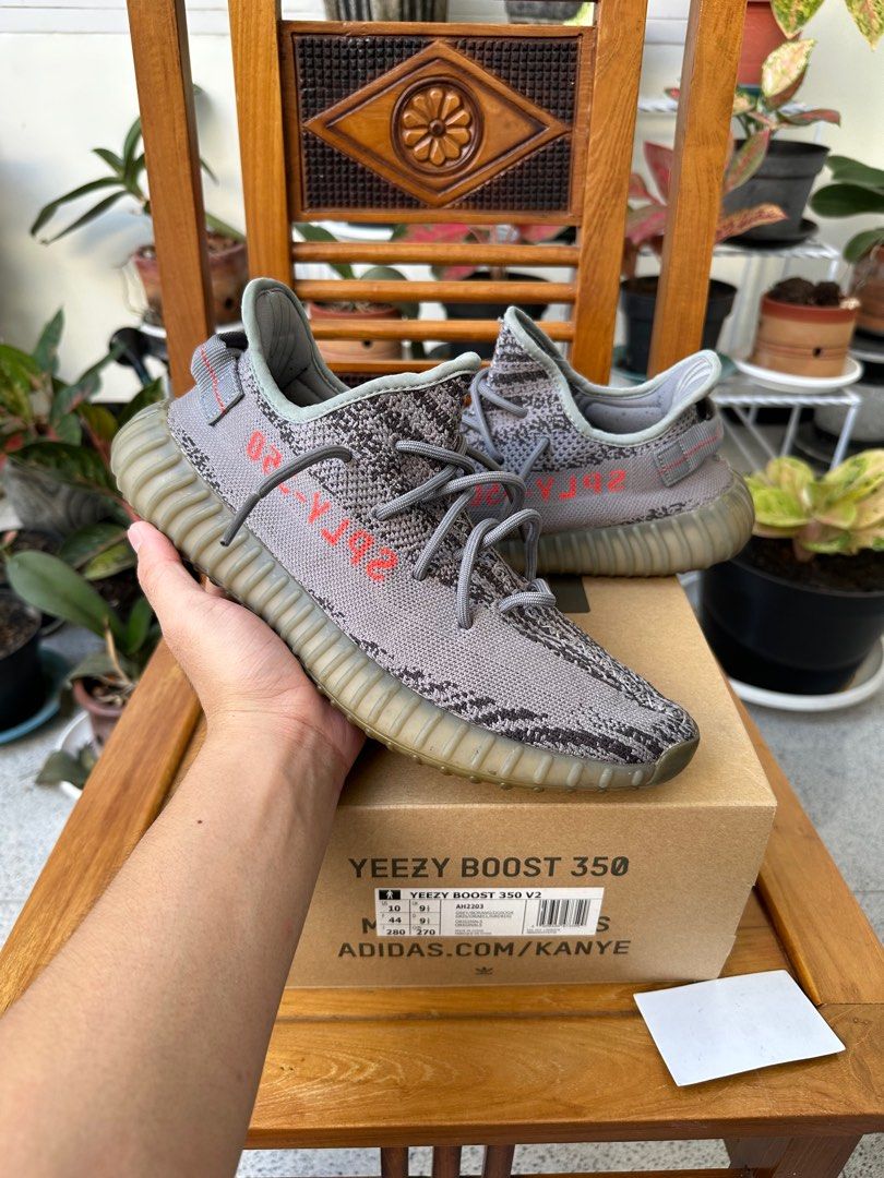 Sepatu discount nike yeezy