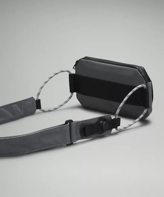 Pop it top off crossbody