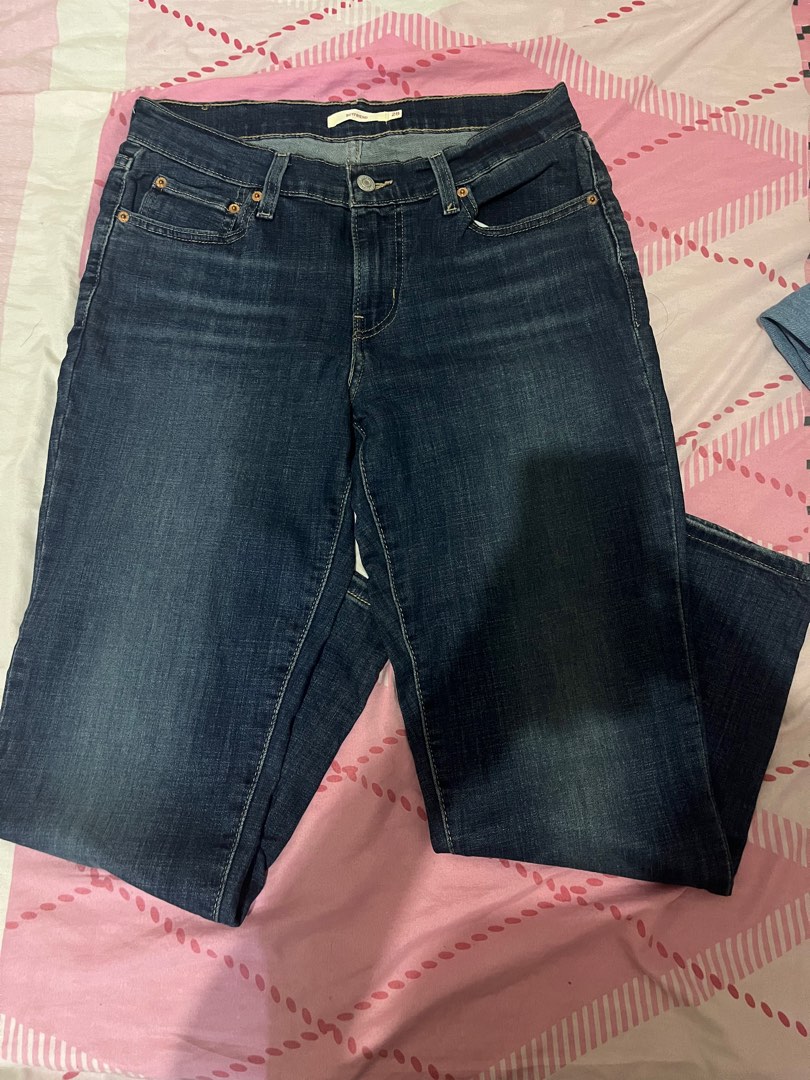 wrangler jeans, Women's Fashion, Bottoms, Jeans on Carousell