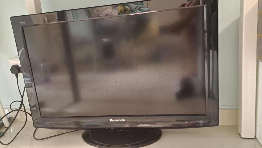 Panasonic VIERA TH-L32X10H 32吋高清電視, 家庭電器, 電視& 其他娛樂